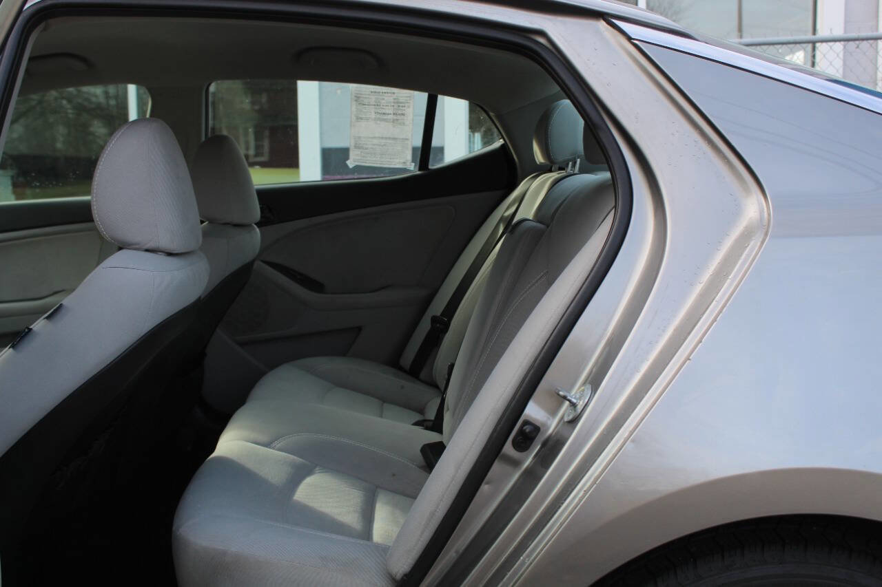 Used 2015 Kia Optima LX image 31