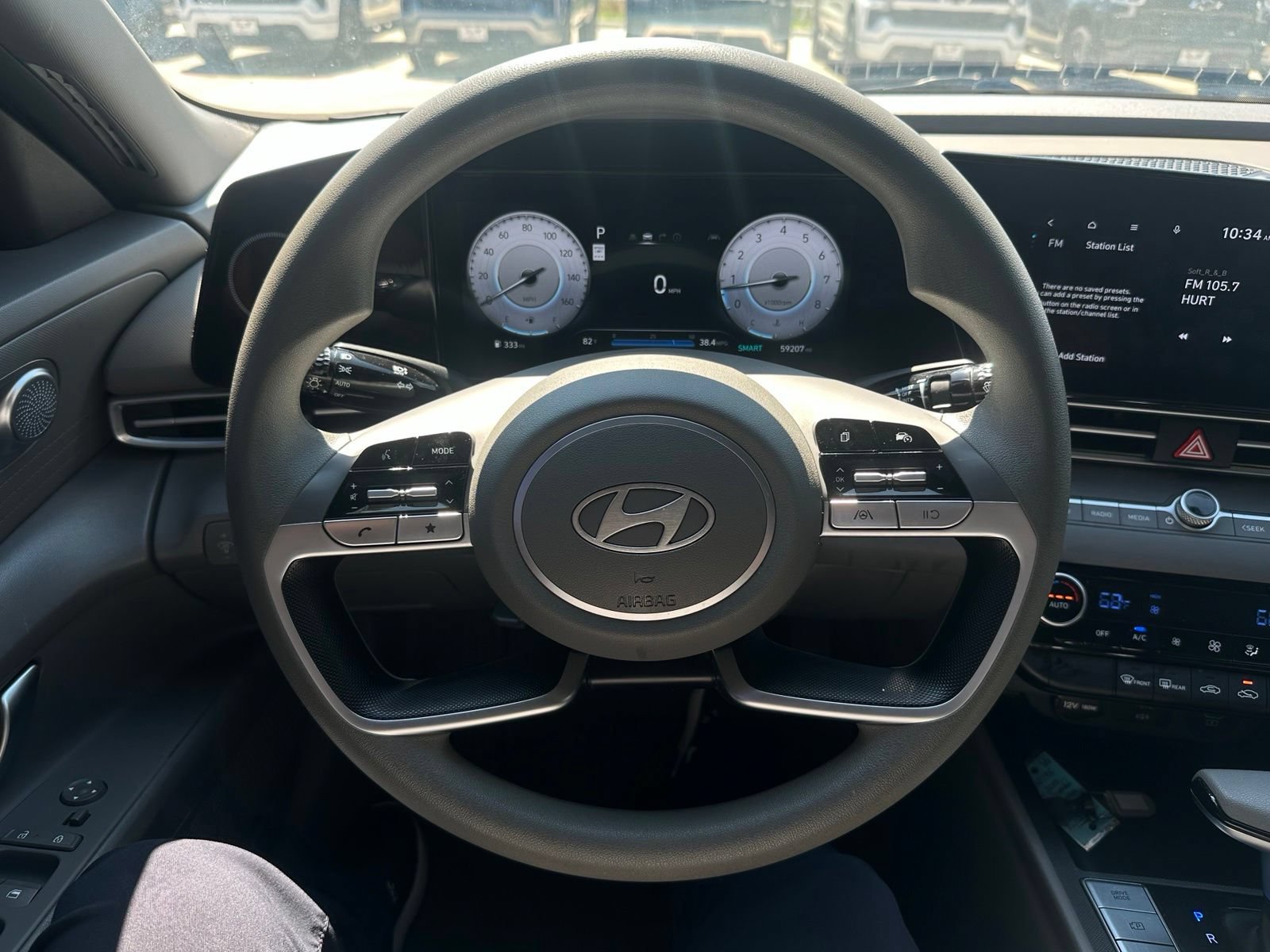 Used 2024 Hyundai Elantra SEL FWD image 10