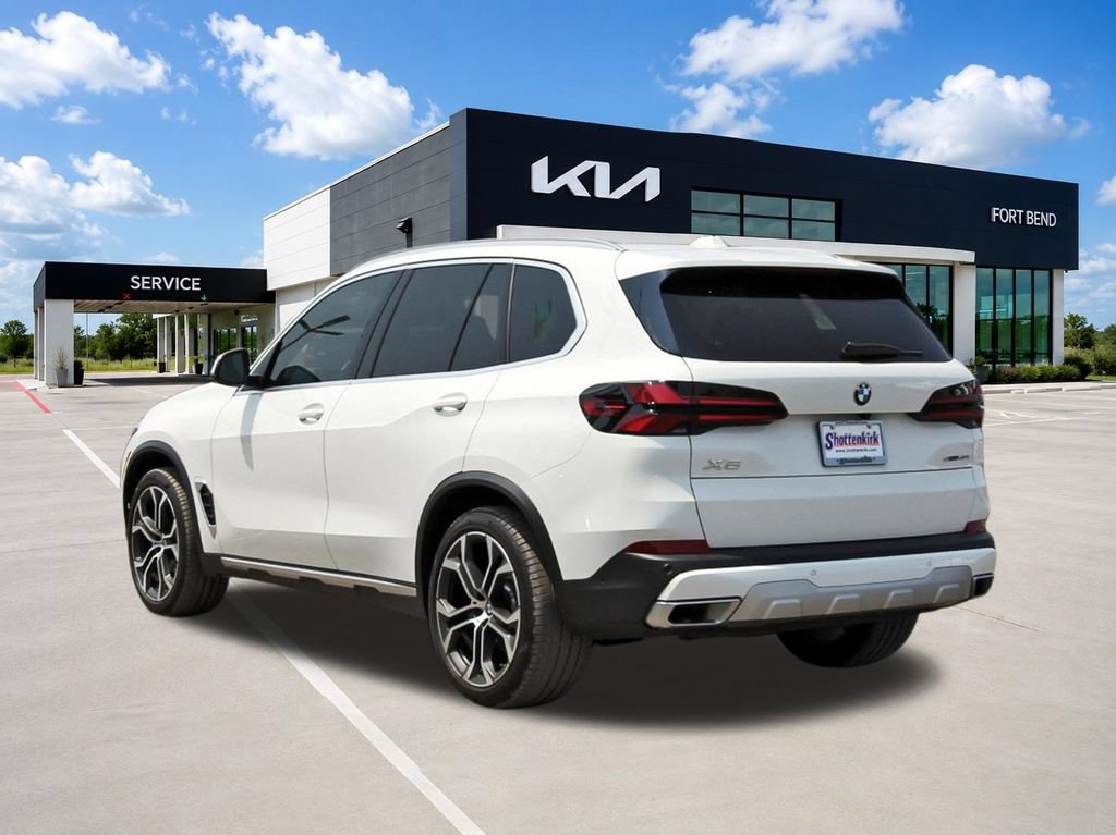 Used 2025 BMW X5 sDrive40i w/ Parking Assistance Package RWD image 7
