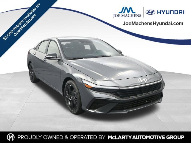 New 2026 Hyundai Elantra SEL Sport FWD image 2