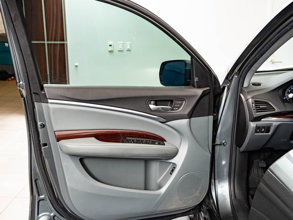 Used 2016 Acura MDX SH-AWD w/ Technology Package image 25