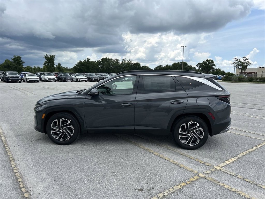 New 2025 Hyundai Tucson Limited image 13