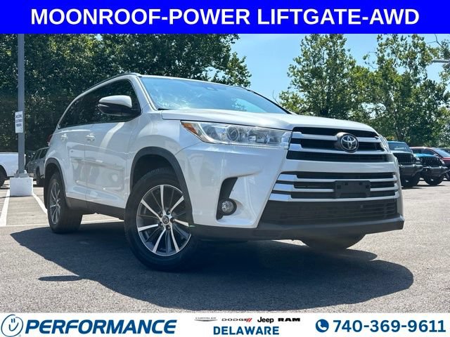 Used 2019 Toyota Highlander XLE AWD/4WD video 1
