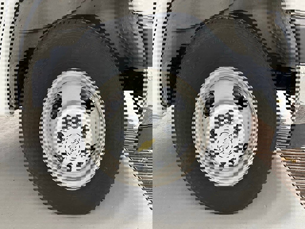 Used 2022 Chevrolet Express 3500 w/ Power Convenience Package image 44