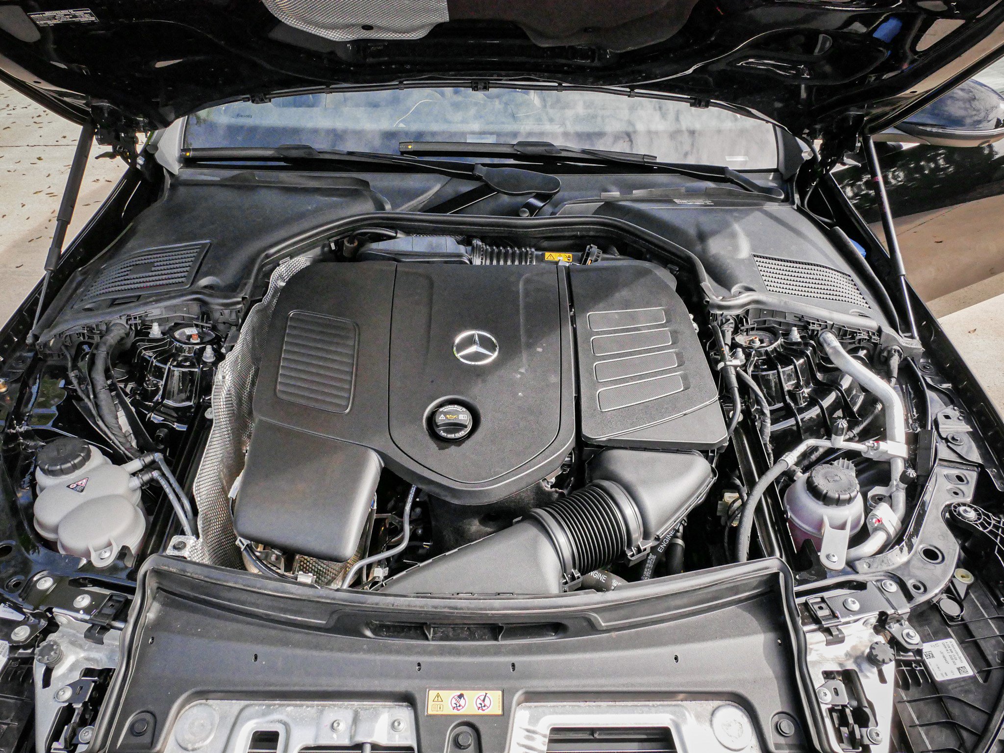 Used 2022 Mercedes-Benz C 300 4MATIC Sedan image 33