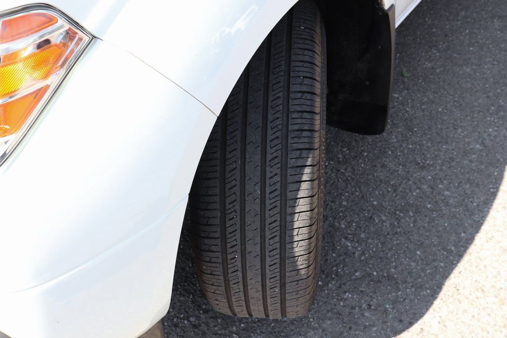 Used 2020 Nissan Frontier SV image 37