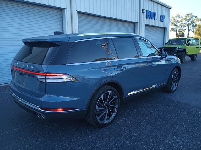 Used 2025 Lincoln Aviator Reserve w/ Equipment Group 201A image 5