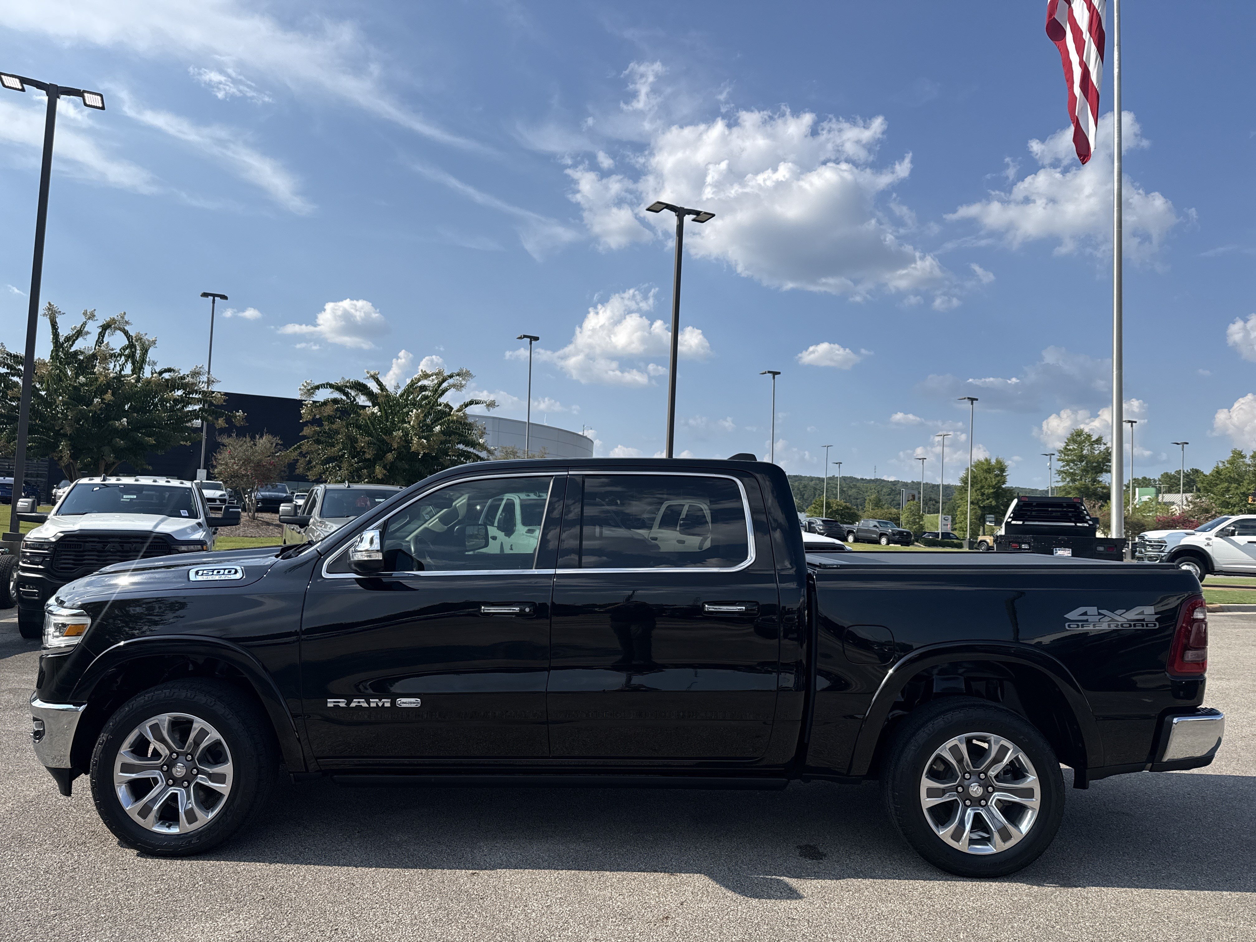 Used 2019 RAM 1500 Limited AWD/4WD image 4