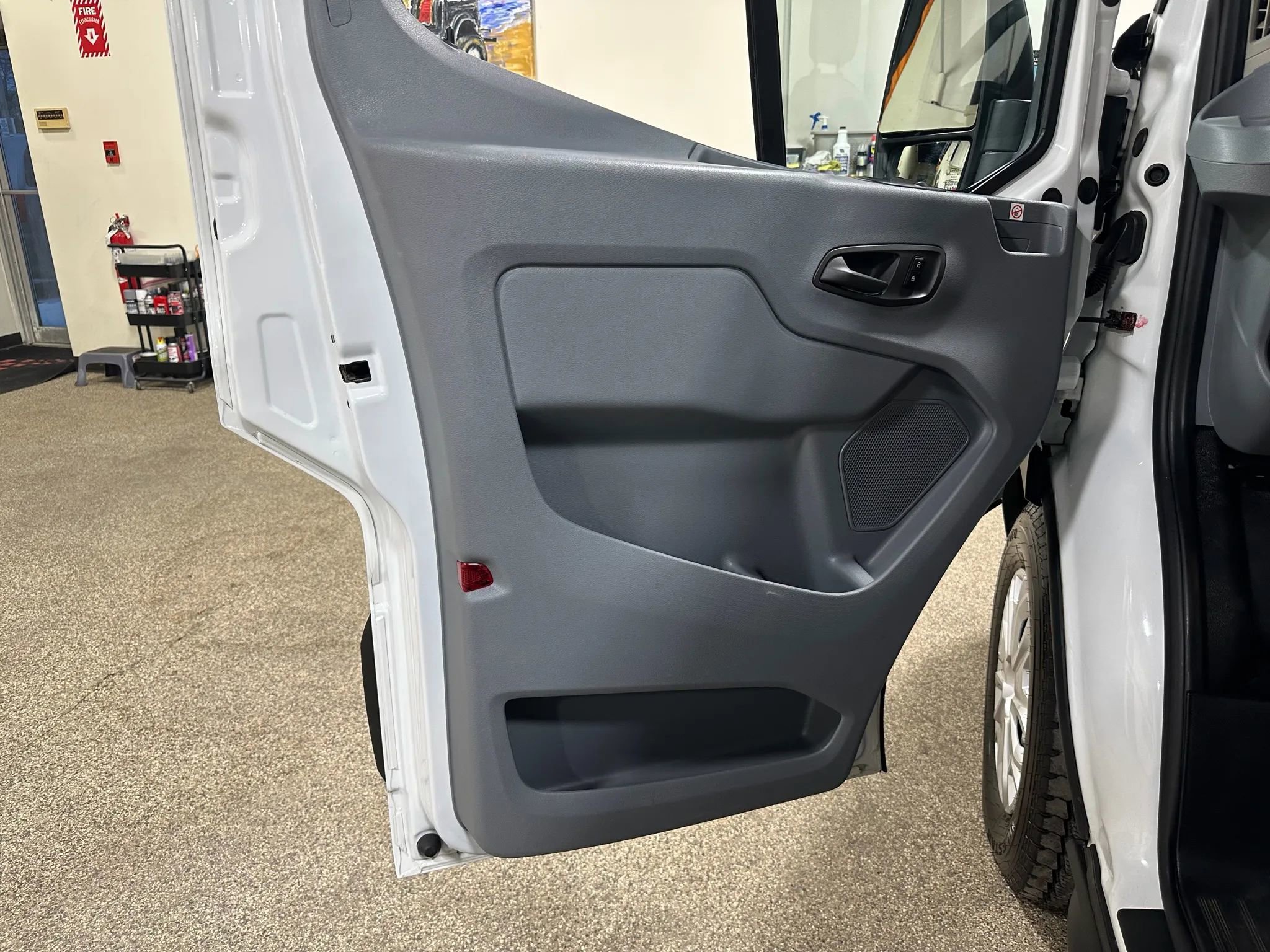 Used 2019 Ford Transit 150 XL image 15
