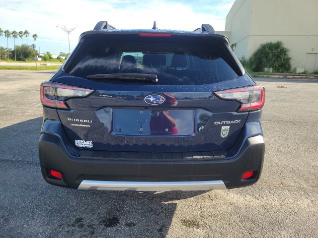 Certified 2025 Subaru Outback Limited AWD/4WD image 7