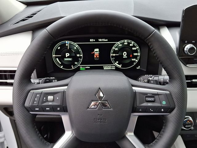 New 2025 Mitsubishi Outlander SEL image 14