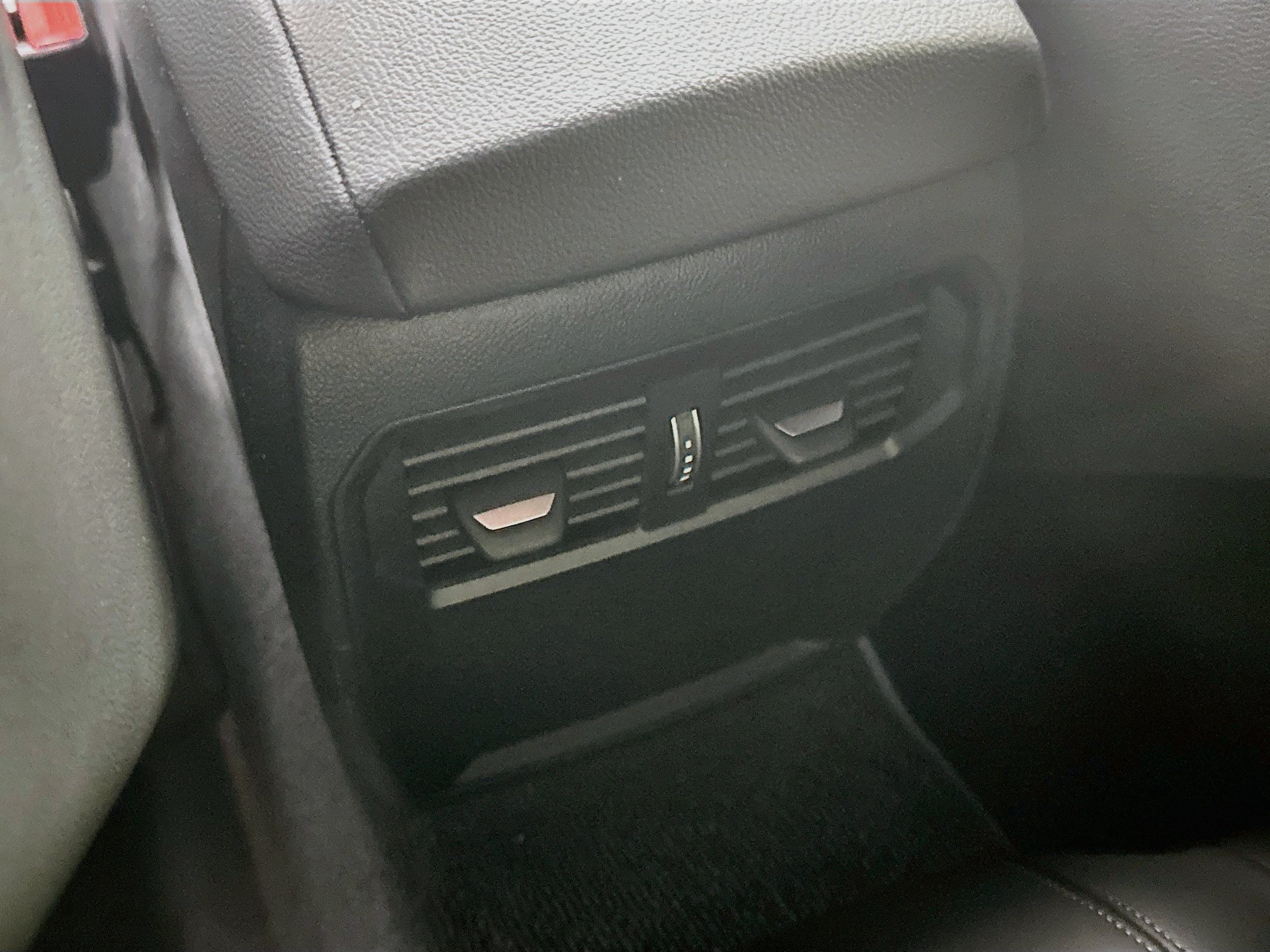 Used 2025 BMW M440i Convertible RWD image 28