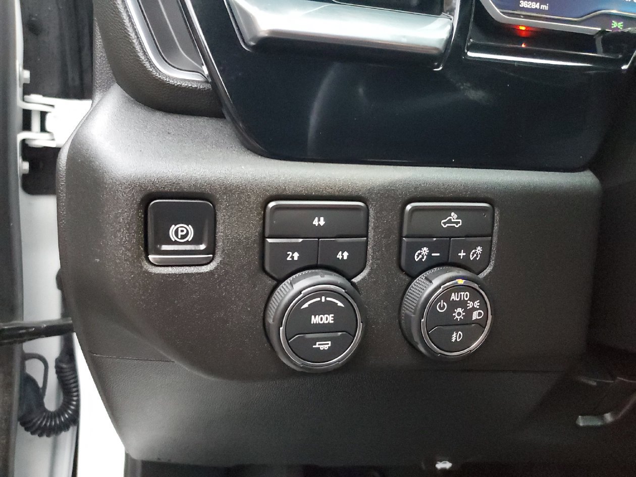 Used 2025 Chevrolet Silverado 2500 LT w/ Convenience Package AWD/4WD image 31