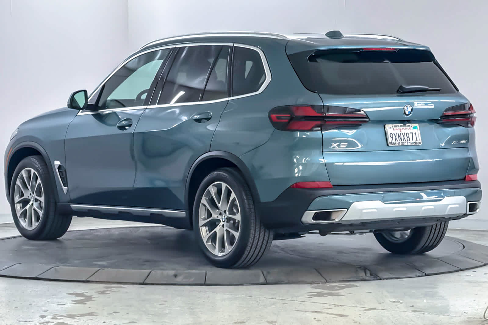 Used 2026 BMW X5 xDrive40i w/ Premium Package AWD/4WD image 6