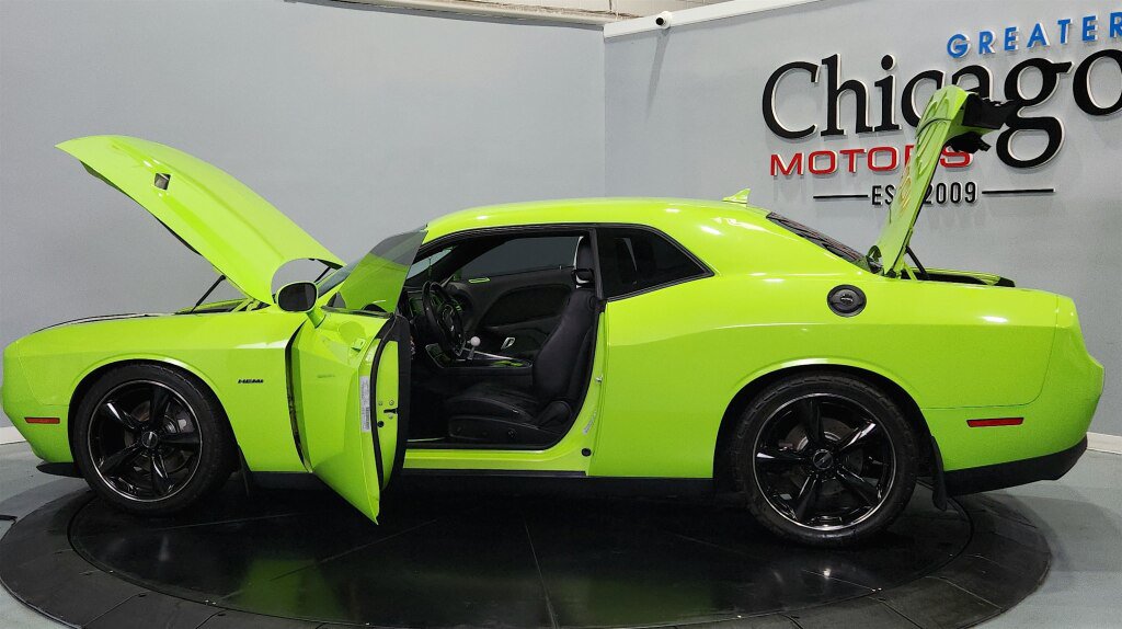 Used 2015 Dodge Challenger R/T w/ Quick Order Package 22B R/T RWD image 18