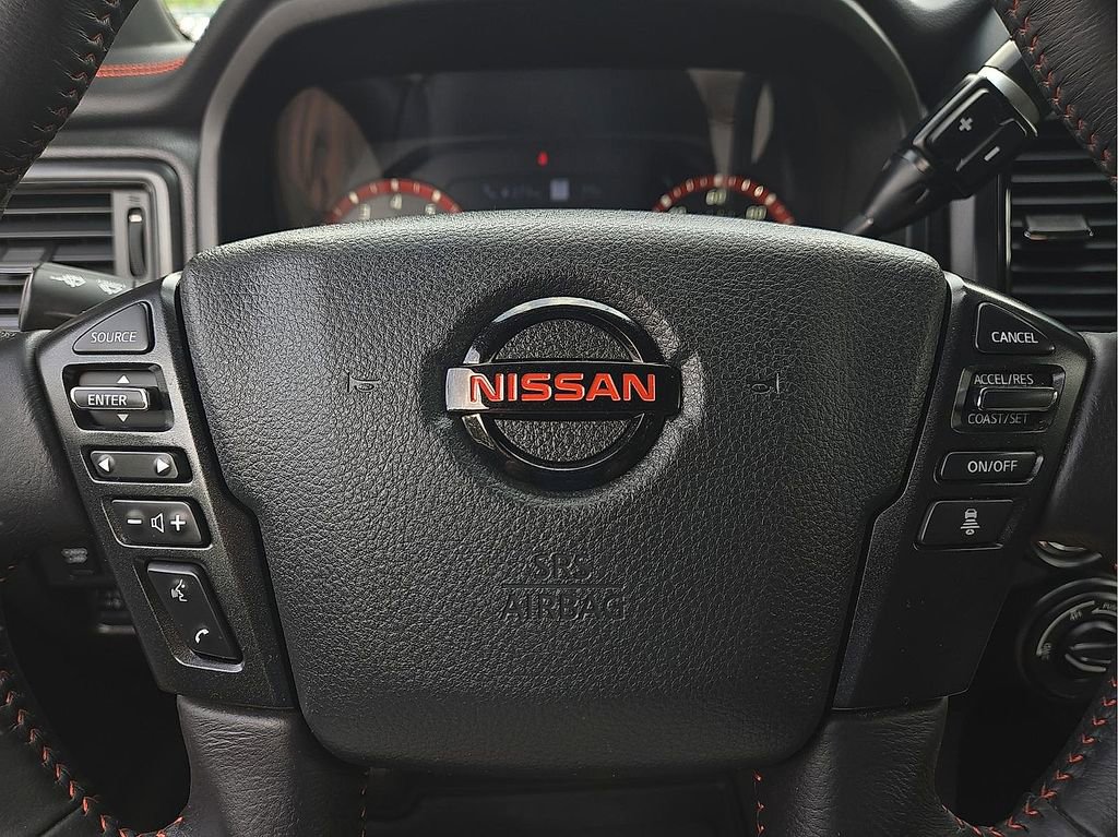 Used 2021 Nissan Titan PRO-4X w/ Pro-4x Convenience Package AWD/4WD image 20