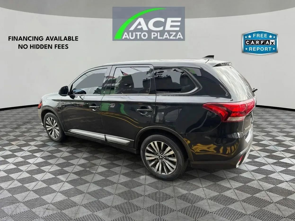 Used 2020 Mitsubishi Outlander SE image 7