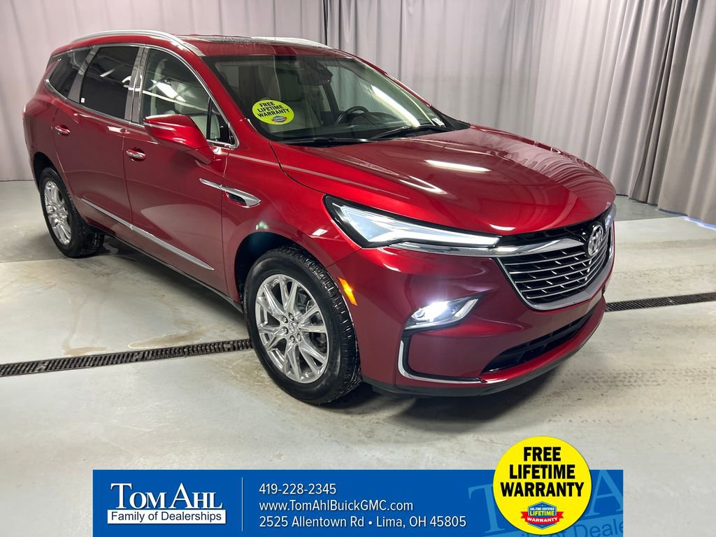 Used 2024 Buick Enclave Essence w/ Experience Buick Package image 1