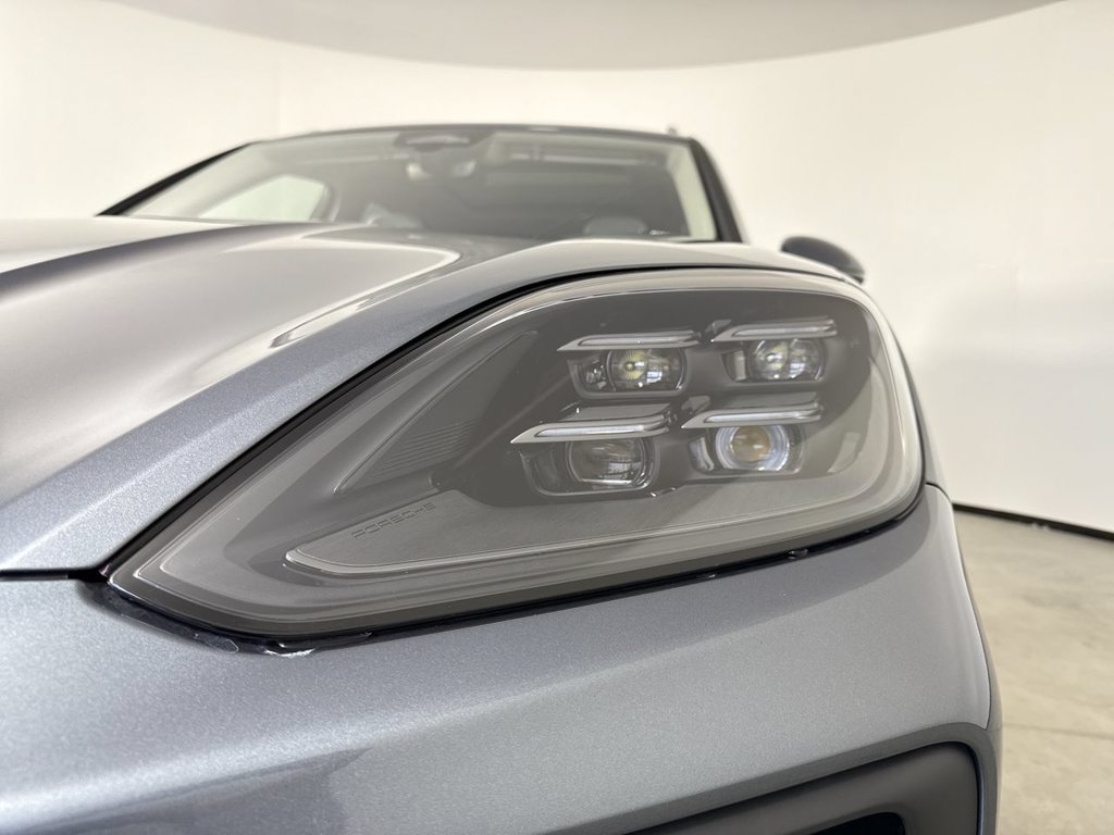 New 2026 Porsche Cayenne E-Hybrid AWD/4WD image 11