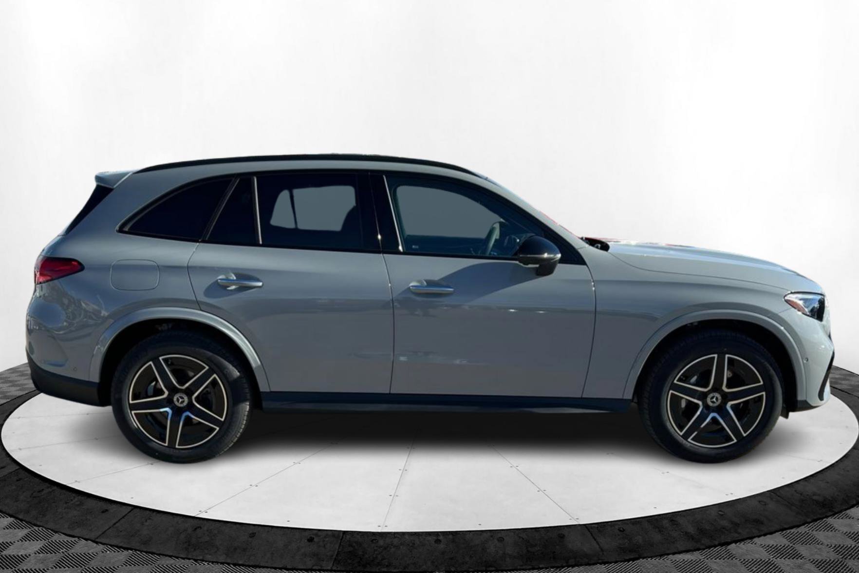 New 2026 Mercedes-Benz GLC 300 4MATIC image 6