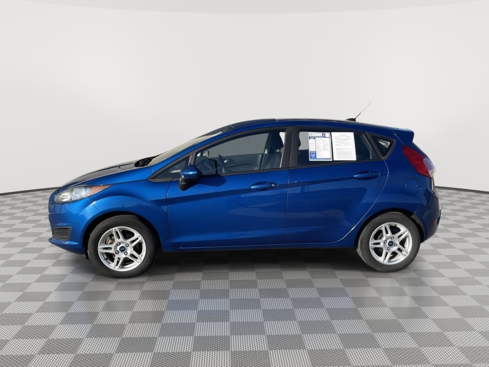 Used 2019 Ford Fiesta SE image 4