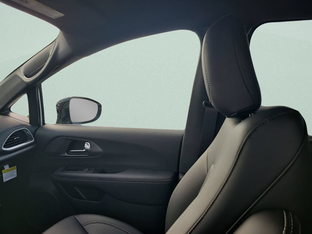 New 2026 Chrysler Voyager LX FWD image 11