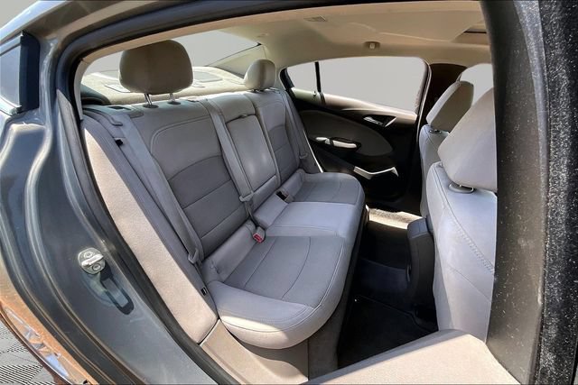 Used 2017 Chevrolet Cruze LT w/ Sun And Sound Package FWD image 17