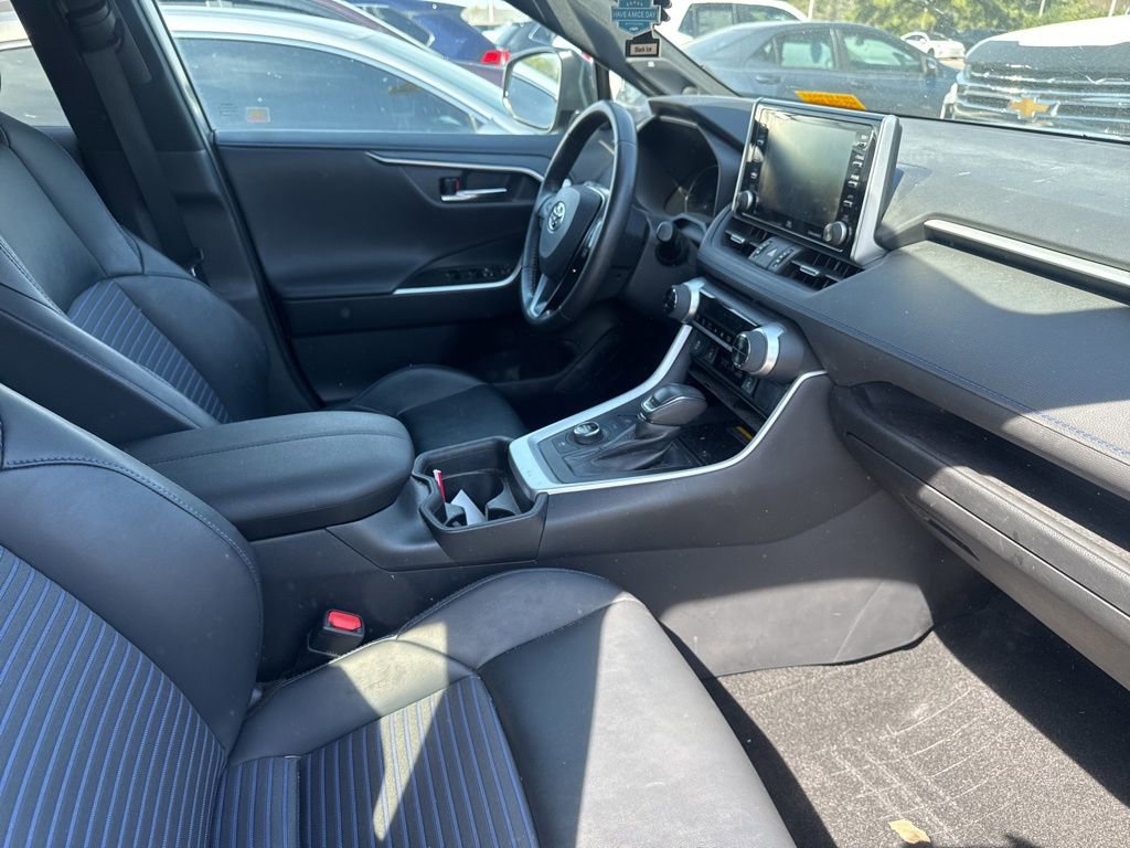 Used 2021 Toyota RAV4 XSE image 12