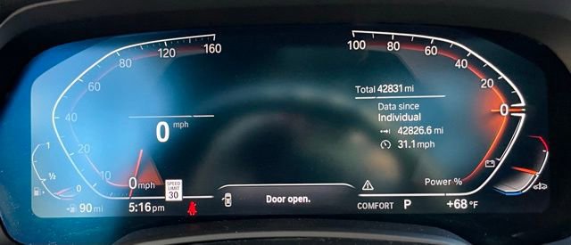 Used 2022 BMW X7 xDrive40i w/ M Sport Package image 23