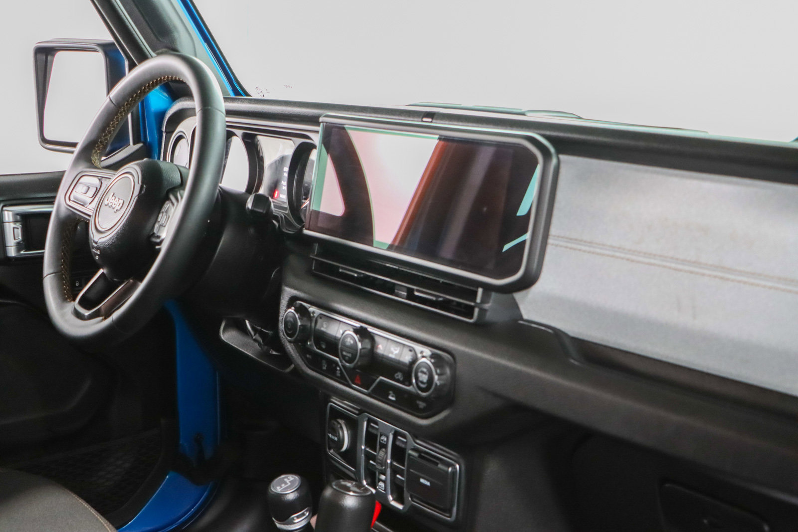 Used 2024 Jeep Wrangler Unlimited Sport image 25