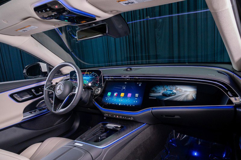 New 2025 Mercedes-Benz E 450 4MATIC All-Terrain Wagon image 4