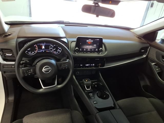 Used 2021 Nissan Rogue SV FWD image 13