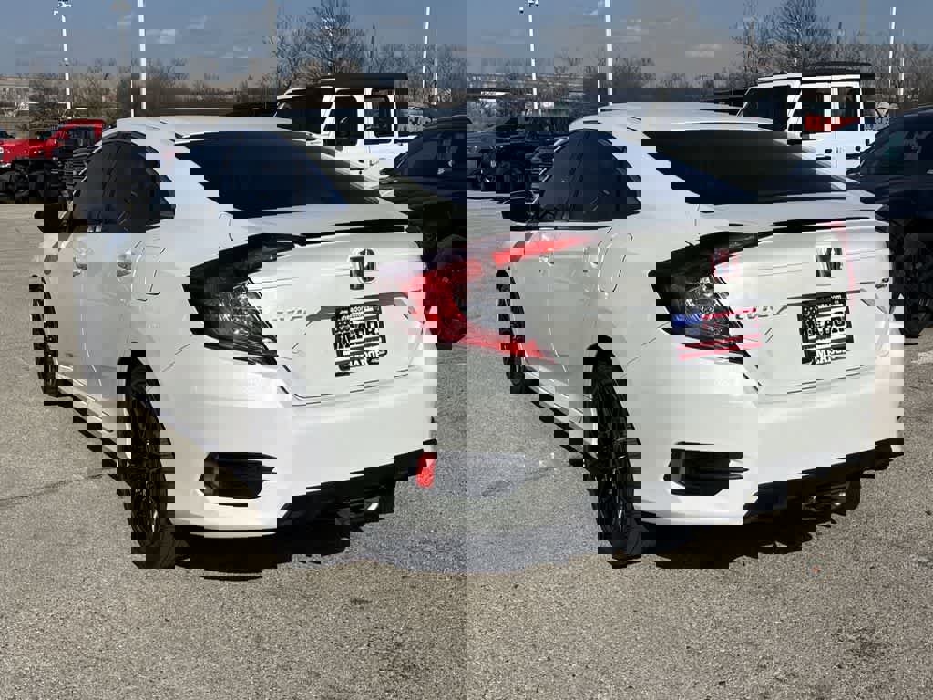 Used 2021 Honda Civic Sport image 4