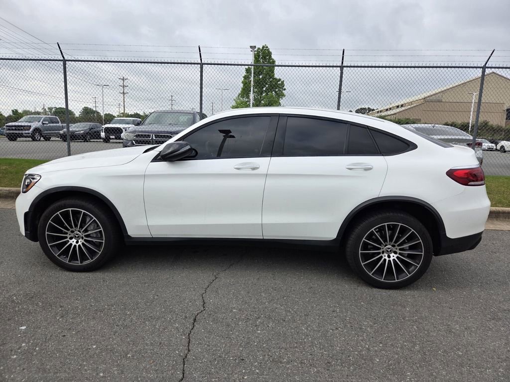 Used 2020 Mercedes-Benz GLC 300 4MATIC Coupe image 4