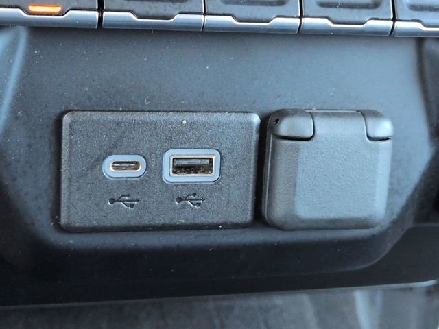 Used 2023 Chevrolet Silverado 2500 LT w/ All Star Edition image 21