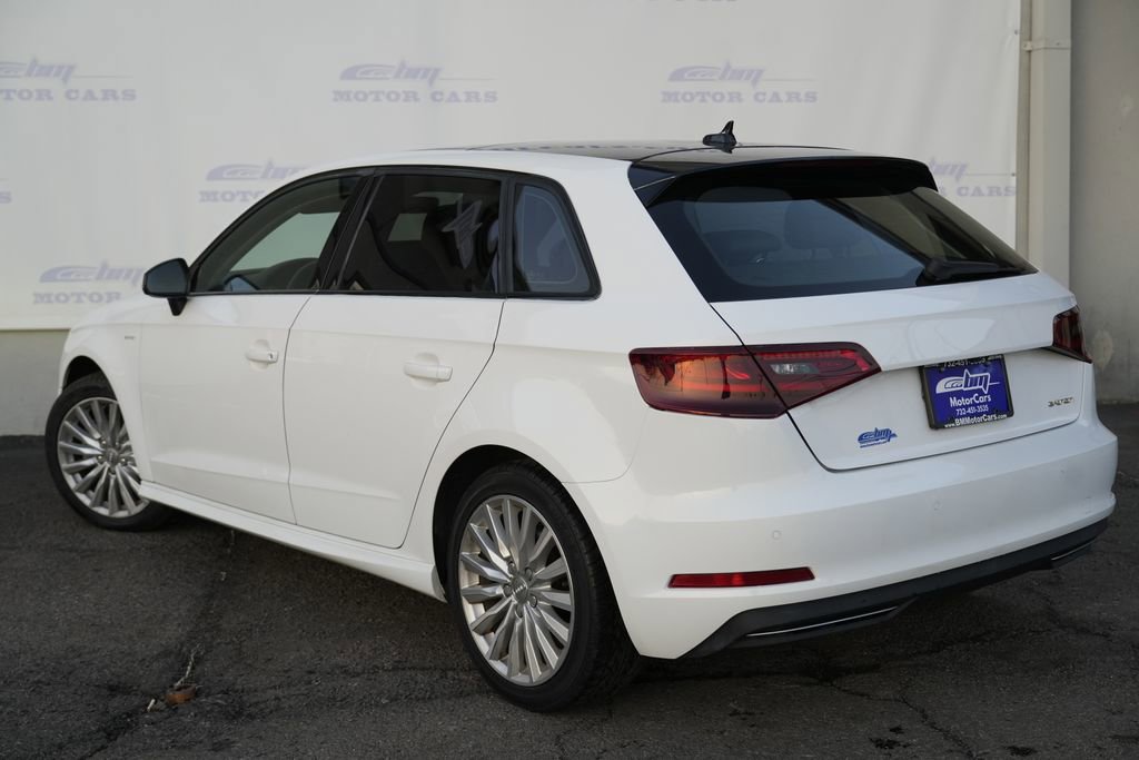 Used 2016 Audi A3 e-tron Premium Plus image 4