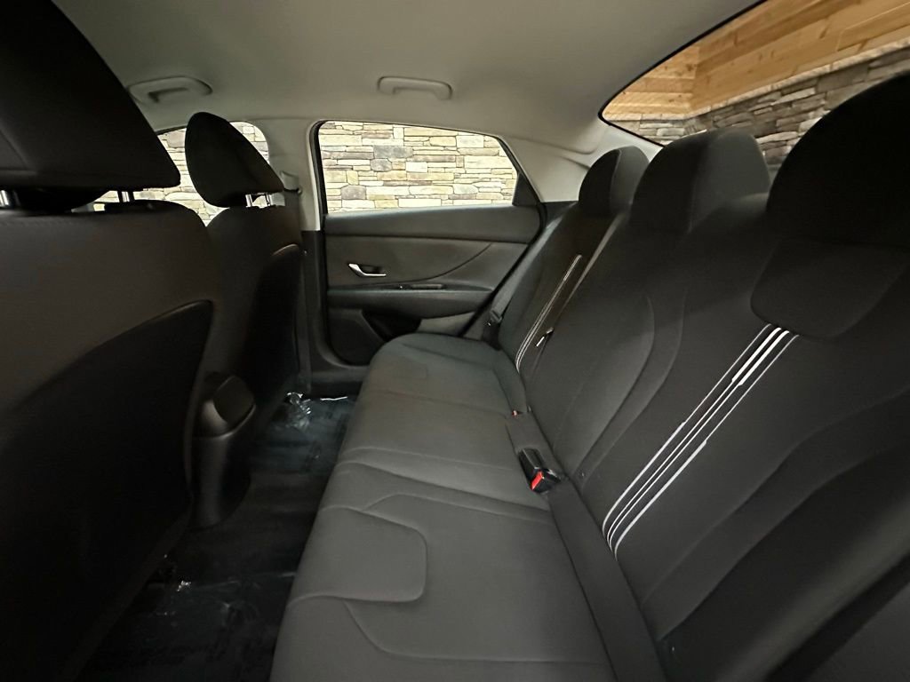 Certified 2023 Hyundai Elantra SEL image 26