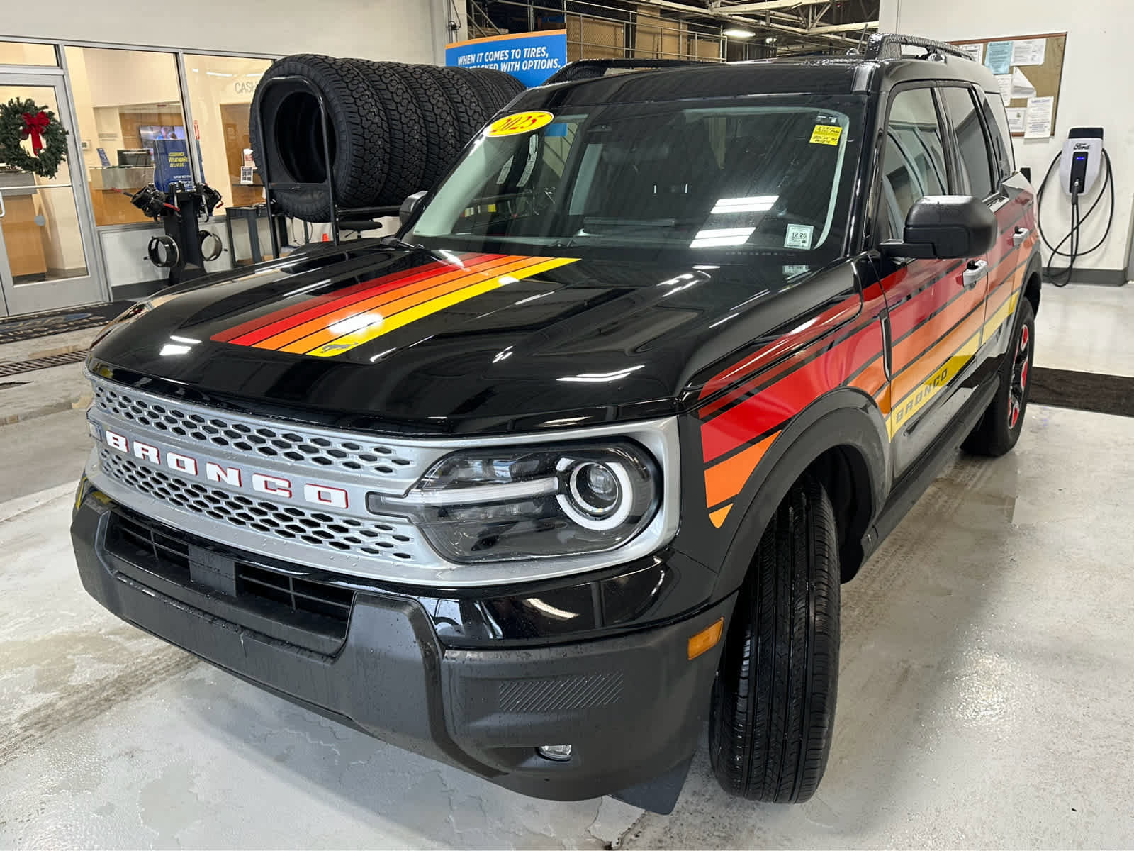 Used 2025 Ford Bronco Sport Free Wheeling w/ Convenience Package image 3