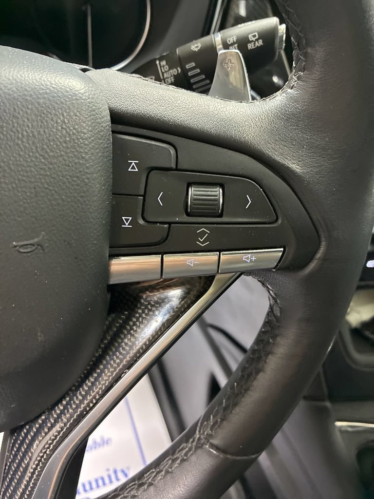 Used 2024 Cadillac XT6 Sport w/ LPO, Floor Liner Package AWD/4WD image 16
