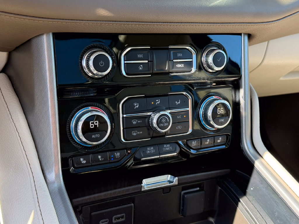 Certified 2023 GMC Yukon Denali AWD/4WD image 45