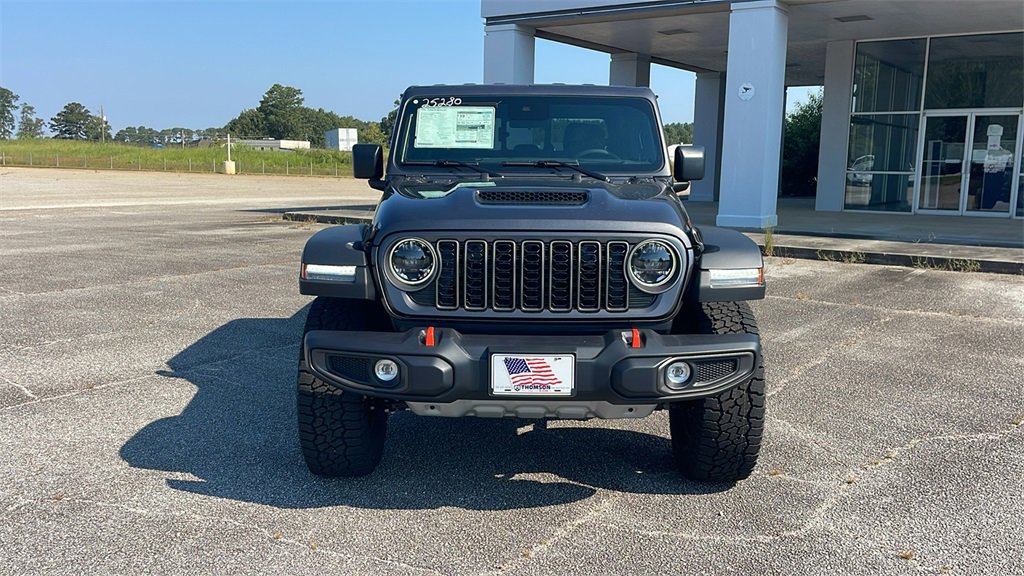 New 2025 Jeep Gladiator Mojave image 3