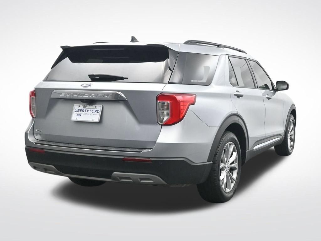 Certified 2023 Ford Explorer XLT w/ Equipment Group 202A RWD image 7