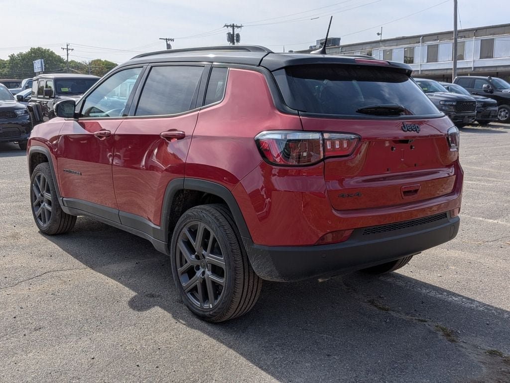 New 2026 Jeep Compass Limited w/ Sun, Sound & Navigation Group AWD/4WD image 3
