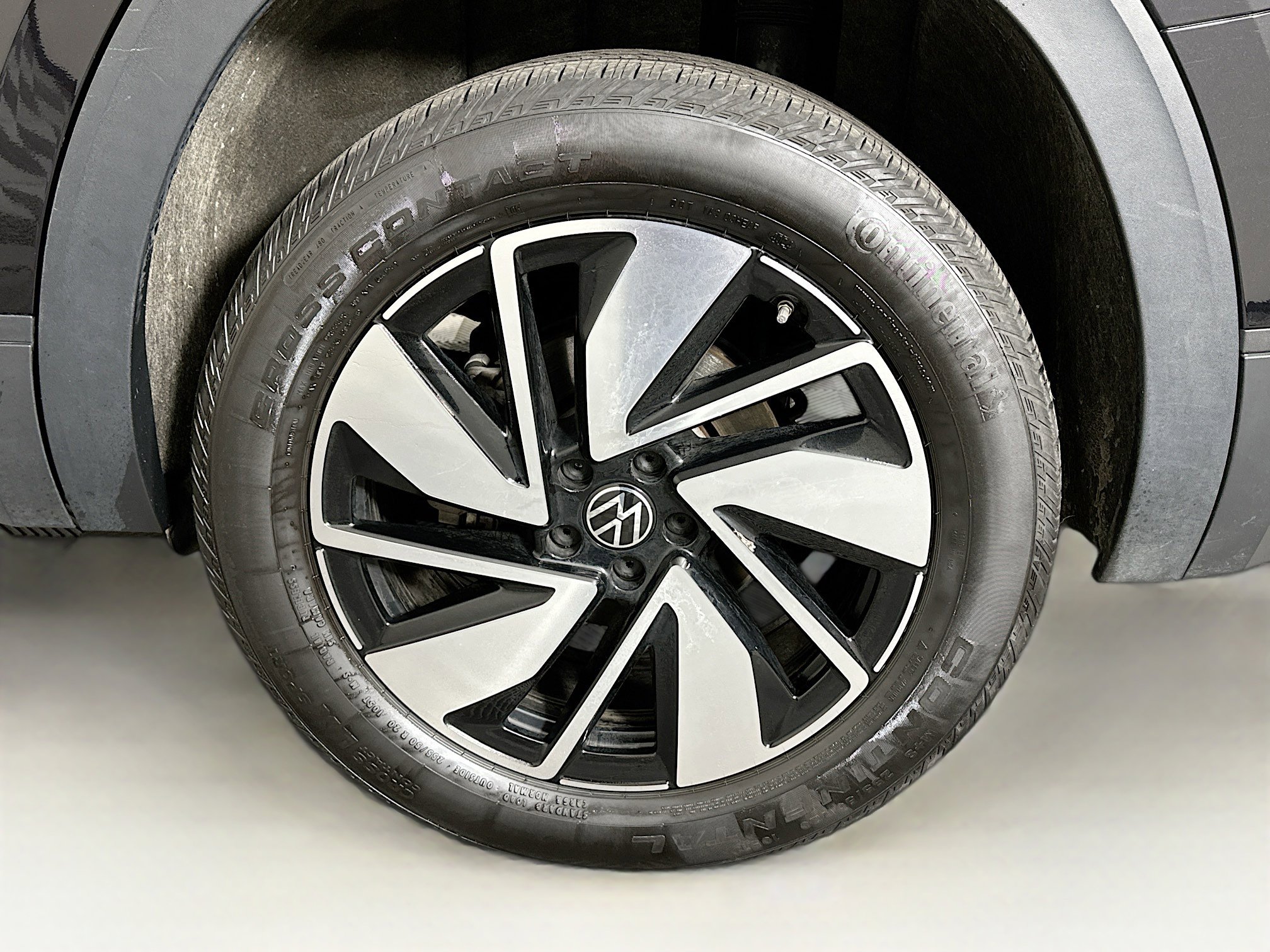 Used 2025 Volkswagen Atlas SE image 11