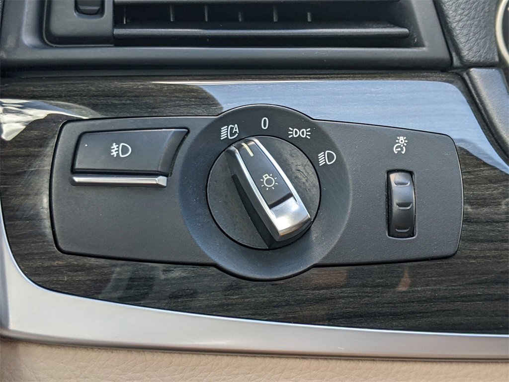 Used 2014 BMW 528i Sedan image 18
