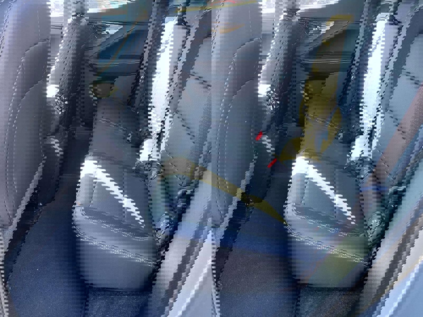 Used 2025 Chevrolet Blazer EV LT image 14