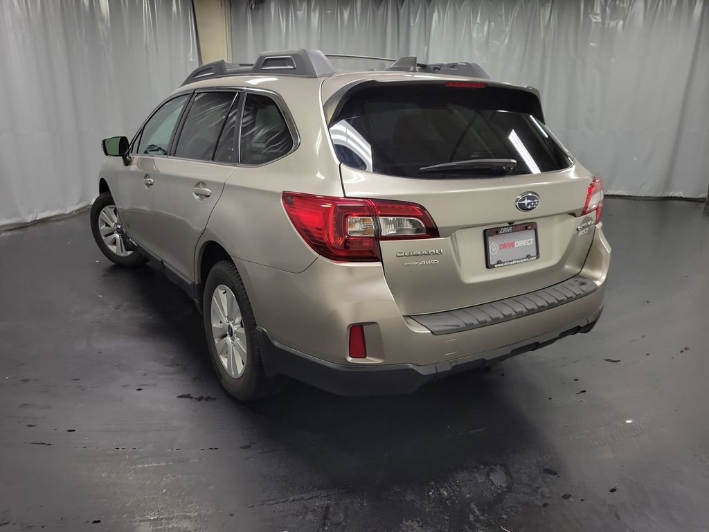 Used 2016 Subaru Outback 2.5i Premium image 7