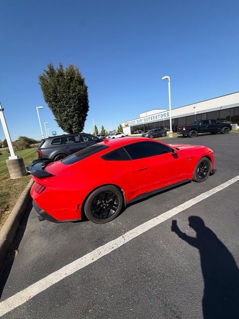 Used 2024 Ford Mustang GT RWD image 8