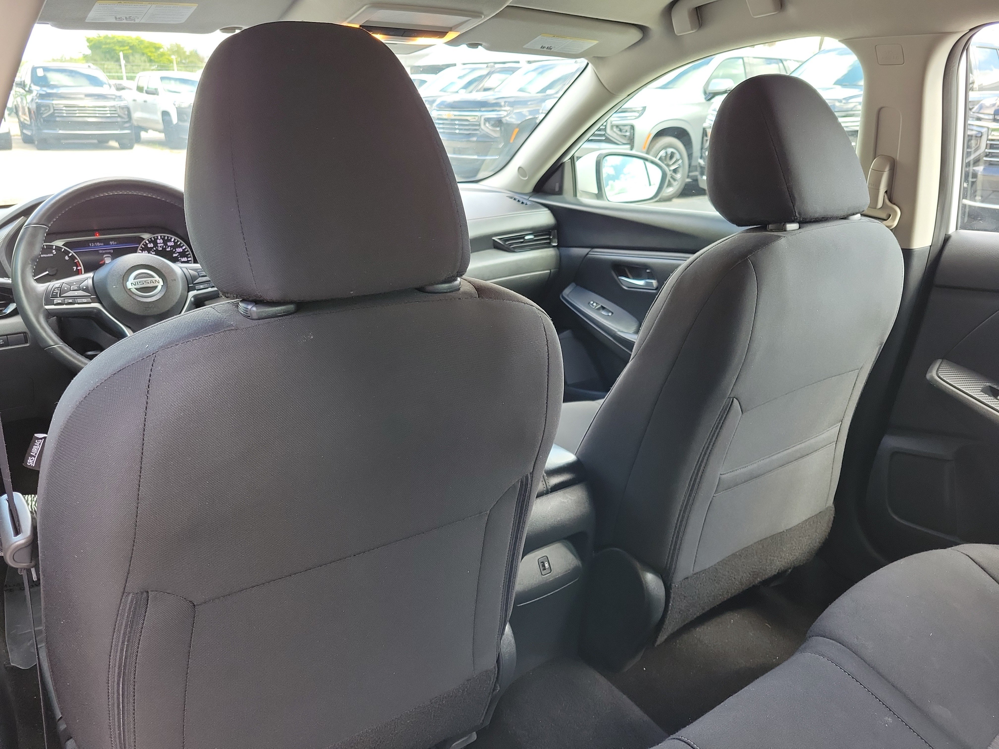 Used 2023 Nissan Sentra SV w/ All-Weather Package FWD image 16