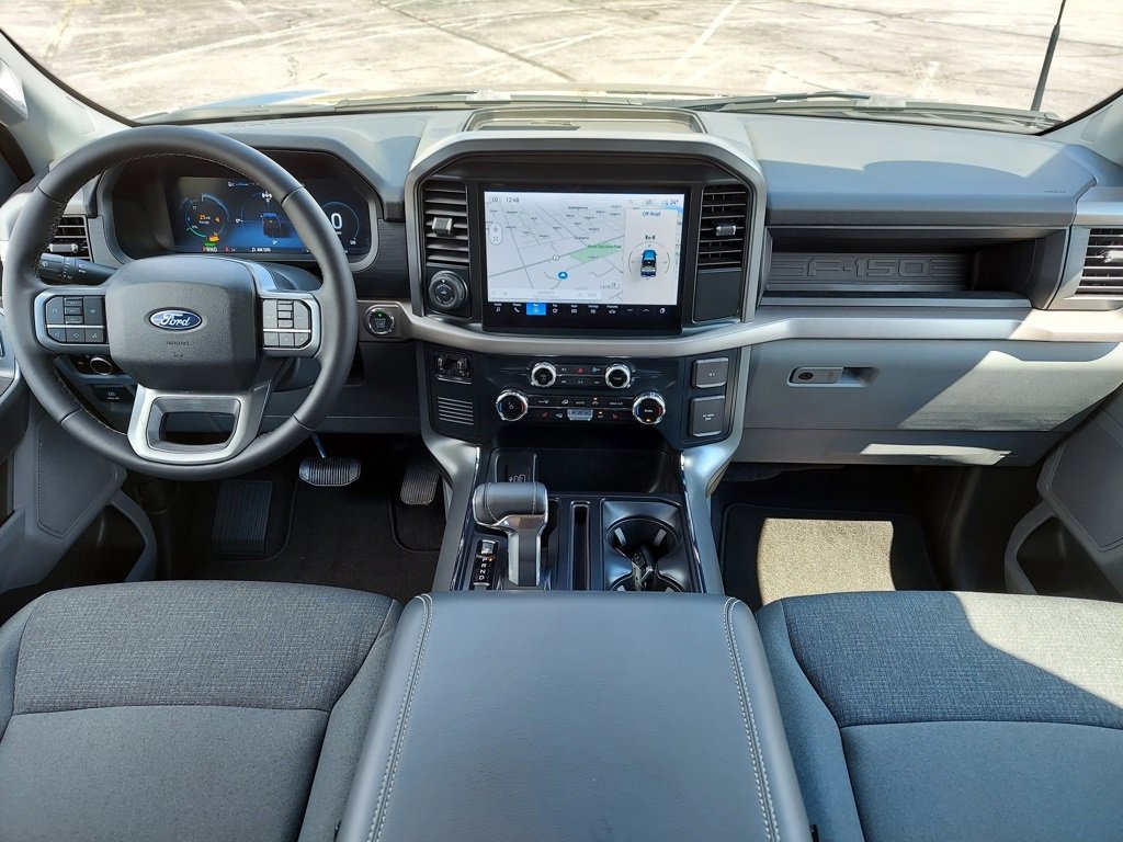 Used 2025 Ford F150 Lightning XLT w/ Max Trailer Tow Package image 2